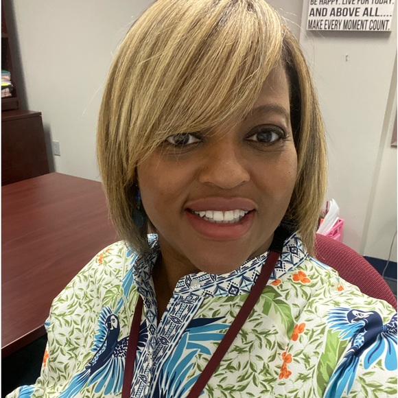 Meet your Posher, Kenya - Picture 4 of 4